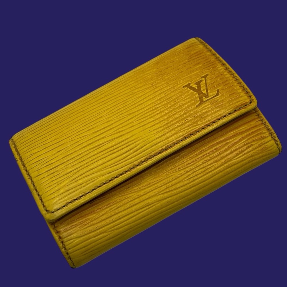 Louis Vuitton Vintage 1994 Epi Key 🔑 Holder Made in France